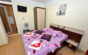 Alex Home